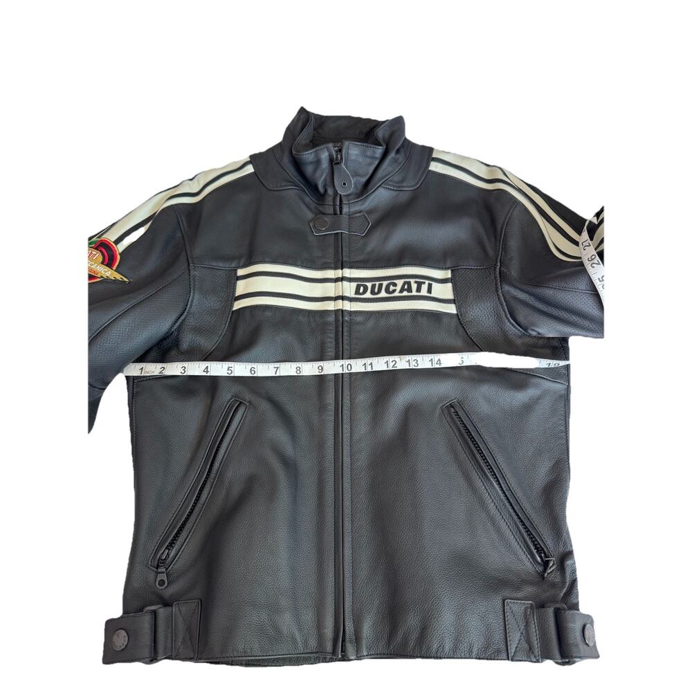 Dainese Vintage Ducati Men’s Leather Riding Jacket Size 48 Elbow Armor